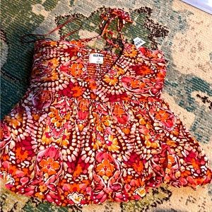 OLD NAVY NWT HALTER TOP XS